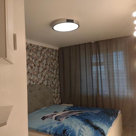 Двухкомнатная Квартира В Самом Центре Актобе Exteriör bild